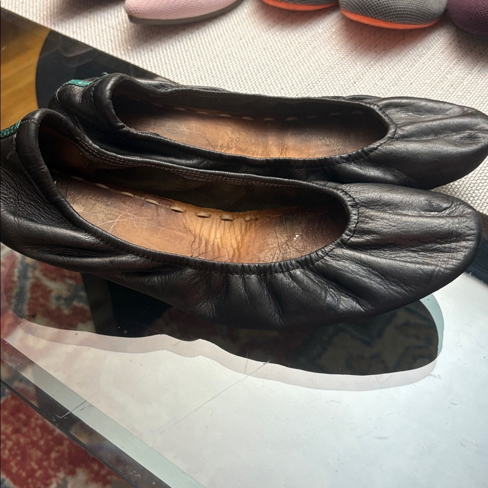 Tieks black Leather ballet Flat Shoes. Size: 9M, made in Italy ,folding flats - Picture 2 of 11